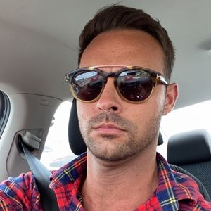 Meet your Posher, Alex